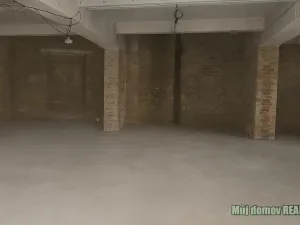 Pronájem obchodního prostoru, Praha - Libeň, náměstí Dr. Václava Holého, 300 m2