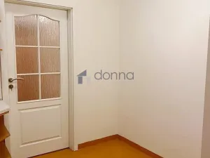 Pronájem bytu 1+kk, Praha, Grafická, 37 m2