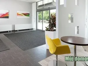 Pronájem obchodního prostoru, Praha - Strašnice, V olšinách, 95 m2