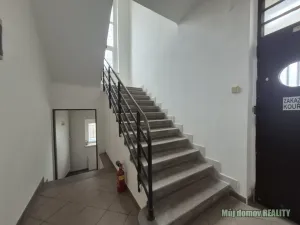 Pronájem ubytování, Praha - Uhříněves, Přátelství, 626 m2