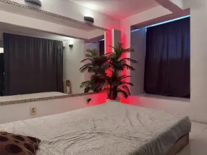 Pronájem obchodního prostoru, Praha - Libeň, Pod Kotlaskou, 100 m2