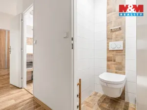 Pronájem bytu 4+1, Ústí nad Labem - Bukov, Vinařská, 77 m2