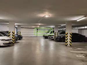 Prodej garážového stání, Brno - Slatina, Lučiny, 12 m2