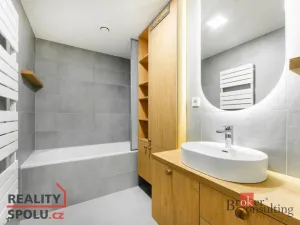 Pronájem bytu 2+kk, Praha - Smíchov, Podbělohorská, 62 m2