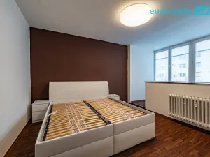 Prodej bytu 3+1, Horní Slavkov, Dlouhá, 65 m2