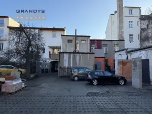 Prodej činžovního domu, Praha - Strašnice, Na hroudě, 400 m2