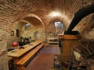 Pronájem bytu 2+1, Praha, Úvoz, 75 m2