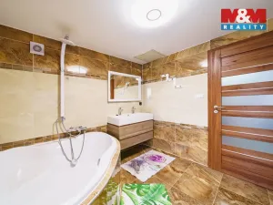 Prodej rodinného domu, Cheb, Dukelská, 140 m2