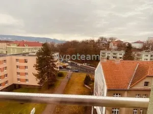 Pronájem bytu 2+1, Teplice, Jankovcova, 70 m2