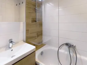 Pronájem bytu 2+1, Praha - Libeň, Drahobejlova, 57 m2