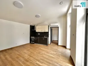 Prodej rodinného domu, Praha - Michle, Michelská, 34 m2