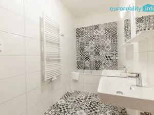 Pronájem bytu 2+1, Mladá Boleslav, náměstí Míru, 69 m2