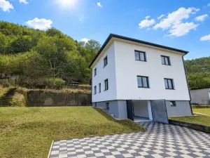 Prodej rodinného domu, Ústí nad Labem, Ve Stráni, 272 m2