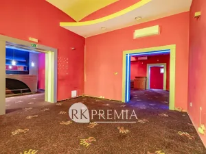Pronájem obchodního prostoru, Teplice, Školní, 130 m2
