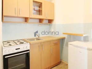 Pronájem bytu 2+kk, Praha, Na Farkáně III, 45 m2