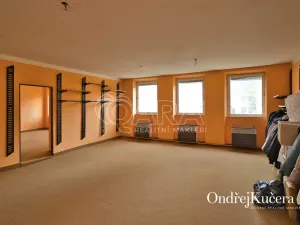 Prodej činžovního domu, Trutnov - Vnitřní Město, Krakonošovo náměstí, 857 m2