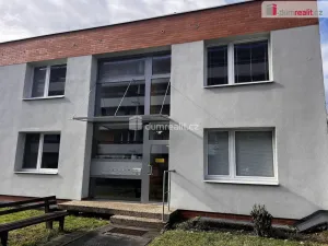 Pronájem bytu 2+kk, Zlín, U Trojáku, 36 m2