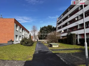 Pronájem bytu 2+kk, Zlín, U Trojáku, 36 m2