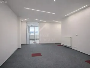 Pronájem kanceláře, Praha - Libeň, Lihovarská, 368 m2