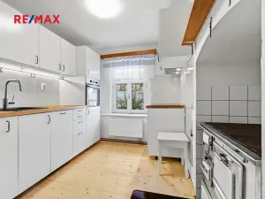 Prodej rodinného domu, Oselce, 168 m2