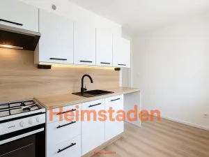 Pronájem bytu 3+1, Karviná - Nové Město, Kořenského, 70 m2