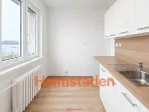 Pronájem bytu 2+1, Karviná - Nové Město, Kořenského, 53 m2