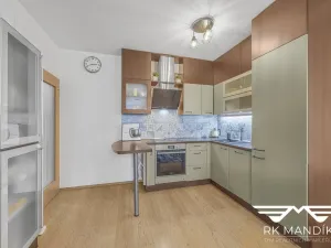Prodej bytu 2+kk, Praha - Prosek, Kytlická, 53 m2