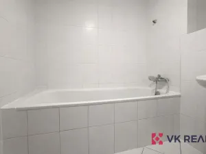 Pronájem bytu 2+kk, Praha - Košíře, Pod Klamovkou, 48 m2