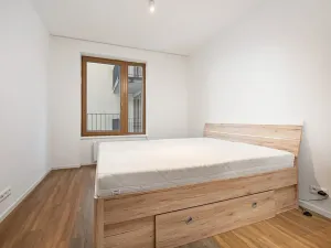 Pronájem bytu 2+kk, Plzeň, Pallova, 49 m2