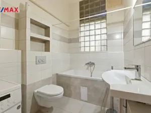 Prodej bytu 2+1, Mariánské Lázně, Hlavní třída, 56 m2