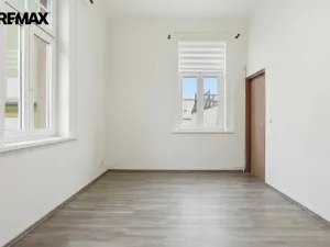 Prodej bytu 2+1, Mariánské Lázně, Hlavní třída, 56 m2