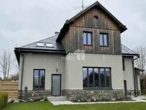 Prodej rodinného domu, Smrčná, 258 m2