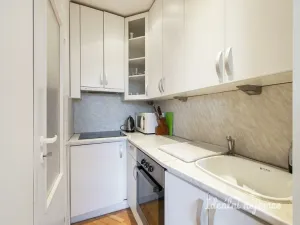 Pronájem bytu 1+kk, Praha - Stodůlky, Nušlova, 35 m2