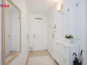 Prodej bytu 2+1, Praha - Nusle, 5. května, 58 m2