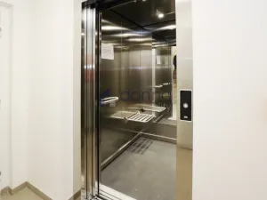 Pronájem bytu 3+kk, Praha, Bělohorská, 87 m2