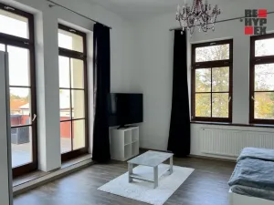 Pronájem bytu 1+1, Opatovice nad Labem, Neplachova, 40 m2