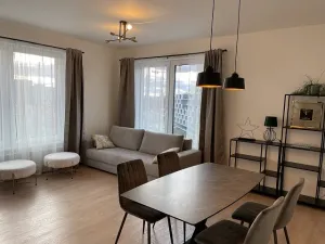 Pronájem bytu 3+kk, Praha, Počernická, 80 m2