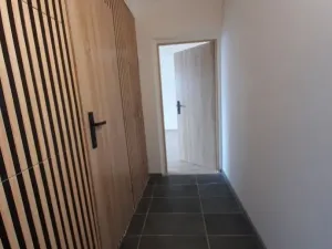 Prodej bytu 1+1, Loket, Mírová, 40 m2