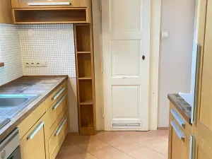 Pronájem bytu 2+1, Praha - Smíchov, Ostrovského, 52 m2