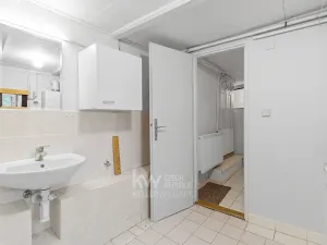Prodej rodinného domu, Bašť, Předbojská, 58 m2