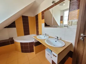 Pronájem rodinného domu, Mratín, Stodolní, 112 m2