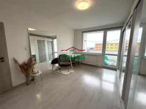 Prodej bytu 2+1, Chomutov, Zahradní, 61 m2