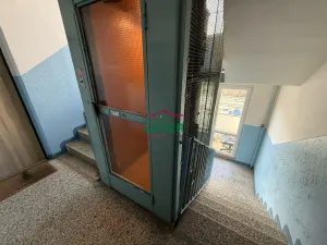 Prodej bytu 2+1, Chomutov, Zahradní, 61 m2