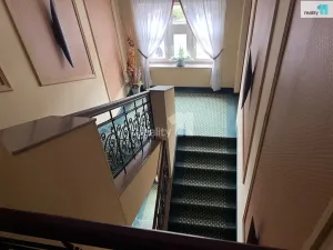 Pronájem kanceláře, Karlovy Vary - Dvory, Chebská, 52 m2