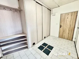 Prodej bytu 2+1, Karlovy Vary, Krušnohorská, 63 m2