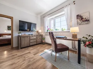 Prodej rodinného domu, Měrunice - Žichov, 186 m2