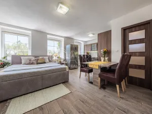 Prodej rodinného domu, Měrunice - Žichov, 186 m2