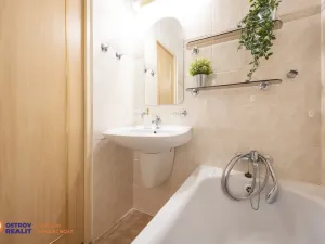 Prodej bytu 3+1, Olomouc - Hodolany, tř. Kosmonautů, 73 m2