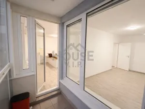 Prodej bytu 2+kk, Praha - Troja, Hnězdenská, 43 m2
