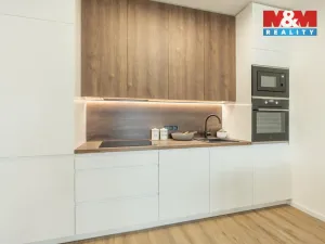 Prodej bytu 1+kk, Kladno - Dubí, Ke křížku, 51 m2